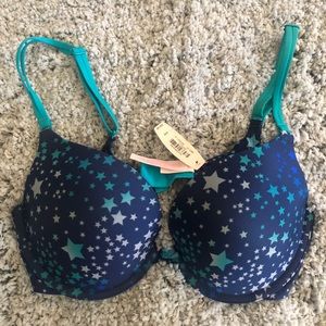 NWT Victoria’s Secret Bra 34D